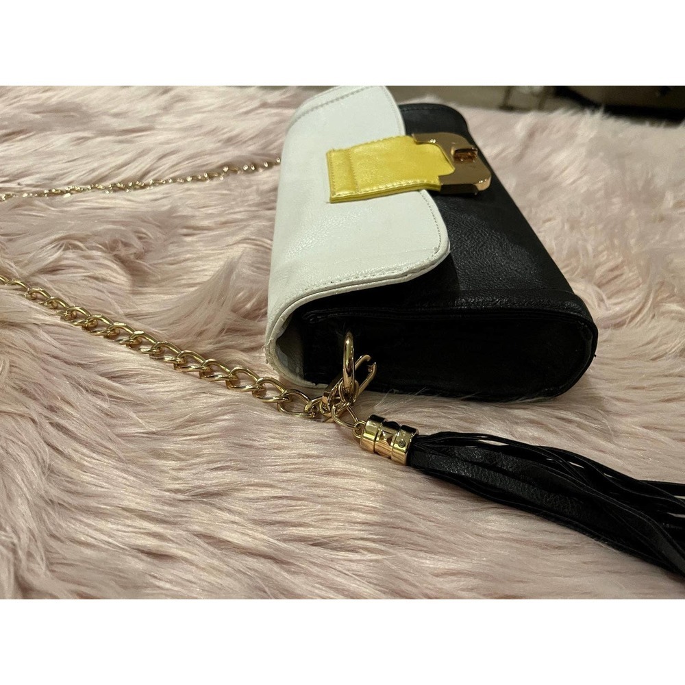 Beautiful Cache Colorblock Women’s Handbag - Picture 3 of 8